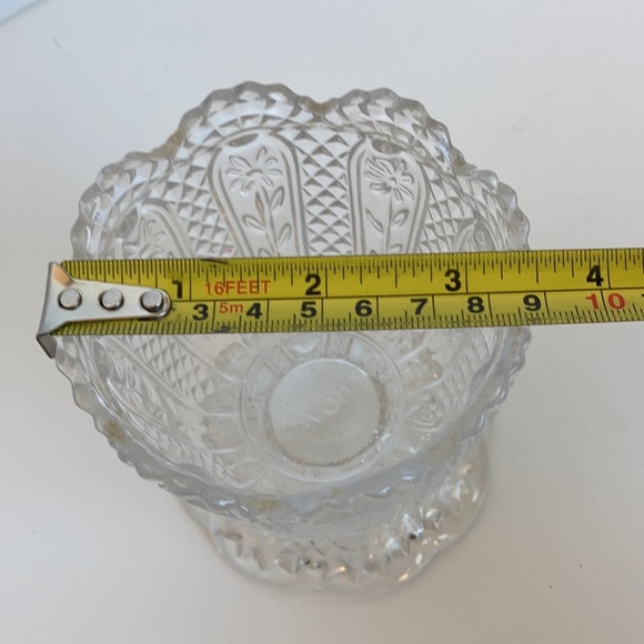 Vintage Avon bathroom apothecary glass scalloped footed bowl dish daisy pattern - Picture 9 of 9